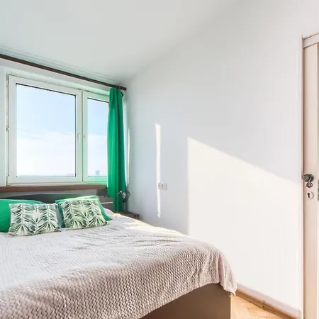 公寓 Apartament Okecie *